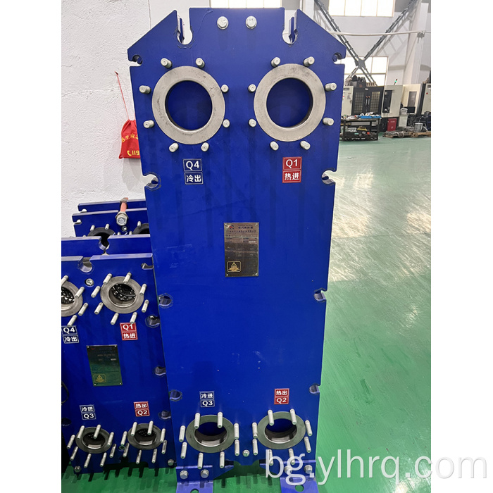 Топлообменник с въздушно охлаждане